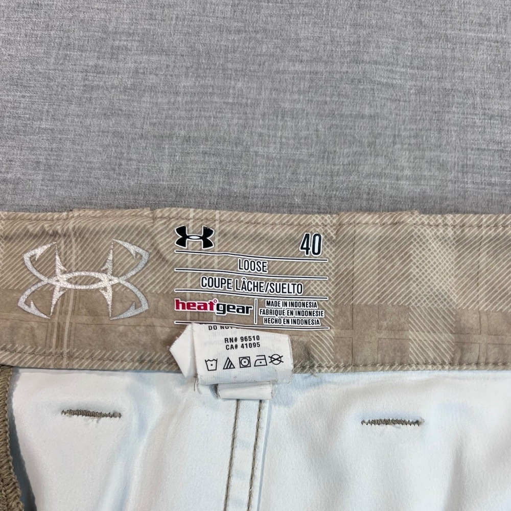 Under Armour Mens HeatGear Plaid Cargo Shorts Tan Loose Fit Size 40 - Picture 9 of 10